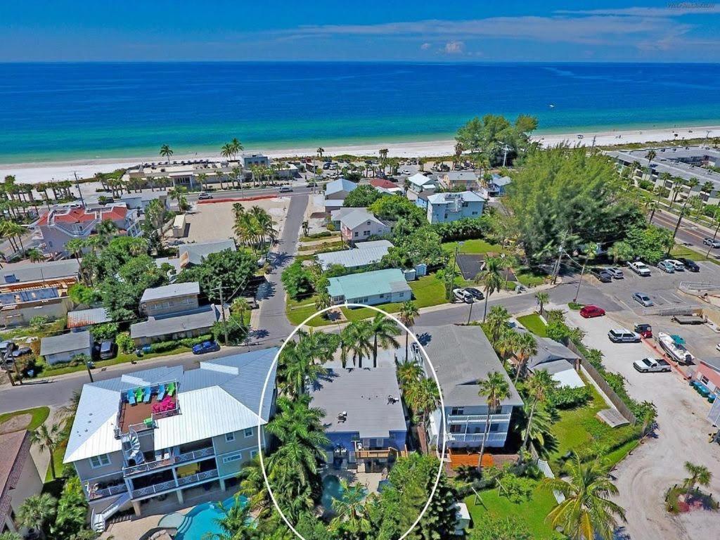 Beach Getaway Pool Condo Between The Island Marina And Beach Bradenton Beach Εξωτερικό φωτογραφία