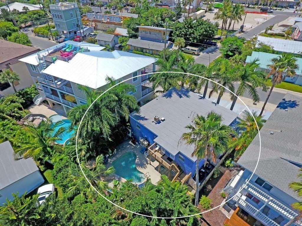 Beach Getaway Pool Condo Between The Island Marina And Beach Bradenton Beach Εξωτερικό φωτογραφία